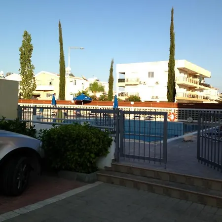 Georgos Apartment